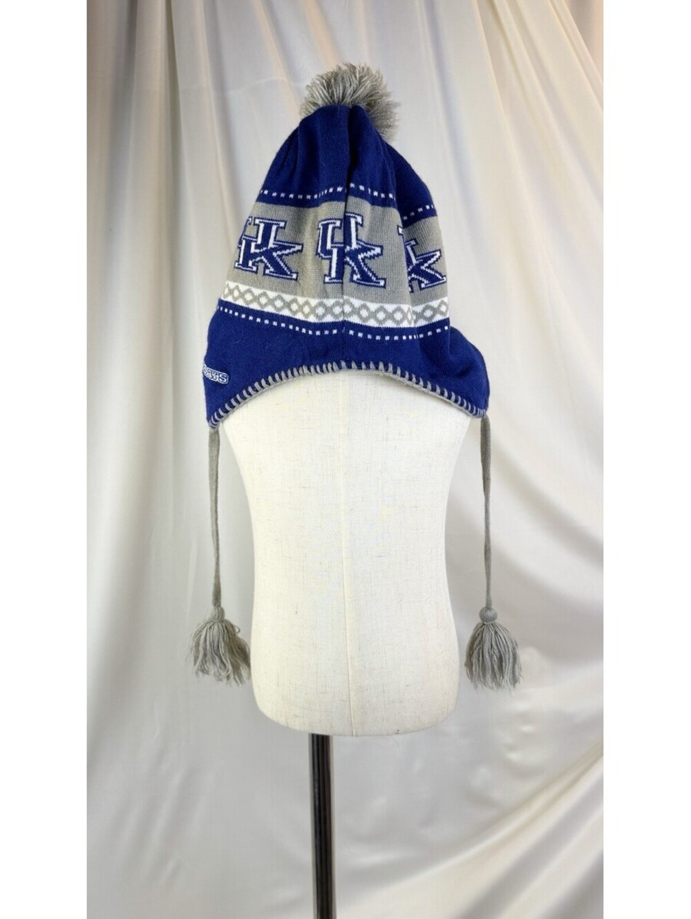 Knitted Hat UK Wild Cats Blue Grey One Size Tassels Pom Pom